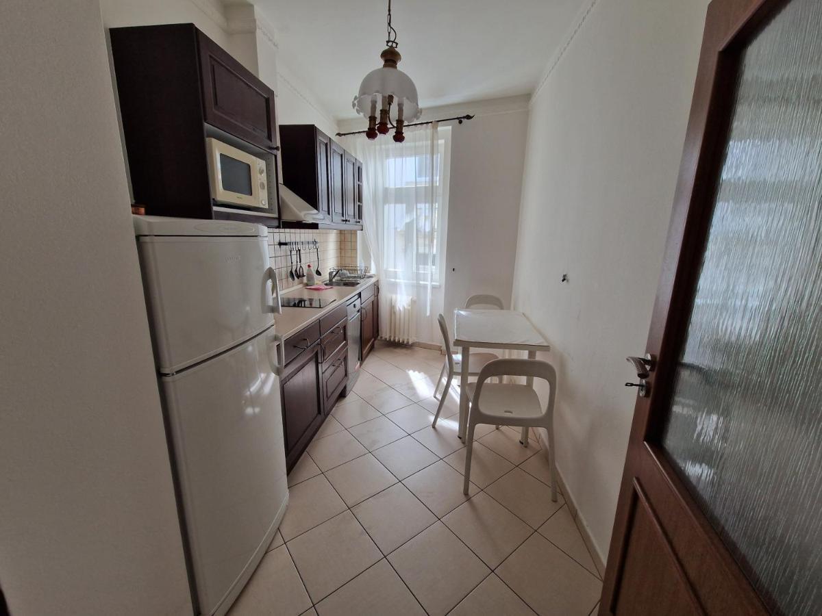 Apartman 63M2 S Balkonem V Lazenskem Centru Karlowe Wary Zewnętrze zdjęcie